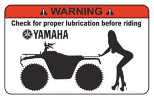 Svart/vit/orange  Varningsdekal. Storlek 115x74mm.