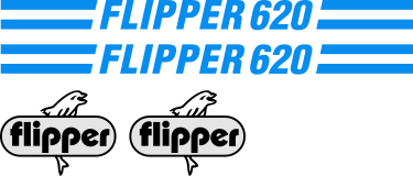 Flipper 620 Komplett innehållande: 2st flipperdekal / logoer  2st stripes kabin. Blåa stripes. Logotyp i svart&silver.