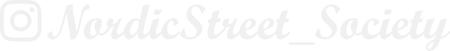 Datorskuren logotyp i självhäftande genomfärgad vinyl