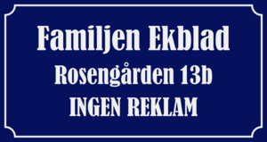 Brevlådeskylt i Aluminium 100 x 53 mm att sätta på sin brevlåda eller vid sitt brevinkast.Kryssa i ✅ om du vill ha förborrade hål.
