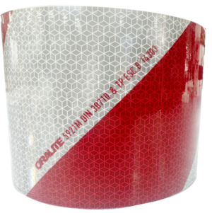 Reflexfilm Chevron 141mm. Rulle 45,7 meter. Högreflekterande.
