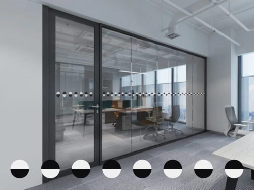 Kontrastmarkering Bollar <div style="text-align:left;">
  <p>
    Ge dina glasytor ett både snyggt och funktionellt lyft med vår 
    <strong>kontrastmarkering i form av 2-färgade bollar</strong>. 
    Dekalen är datorsku