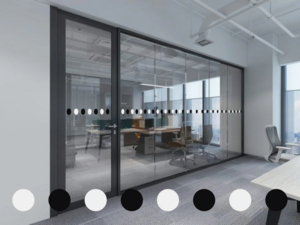 Kontrastmarkering Bollar <div style="text-align:left;">
  <p>
    Ge dina glasytor ett både snyggt och funktionellt lyft med vår 
    <strong>kontrastmarkering i form av 2-färgade bollar</strong>. 
    Dekalen är datorsku